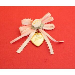 Soft and Classy Mother and Rose Lace Brooch By Avon F14